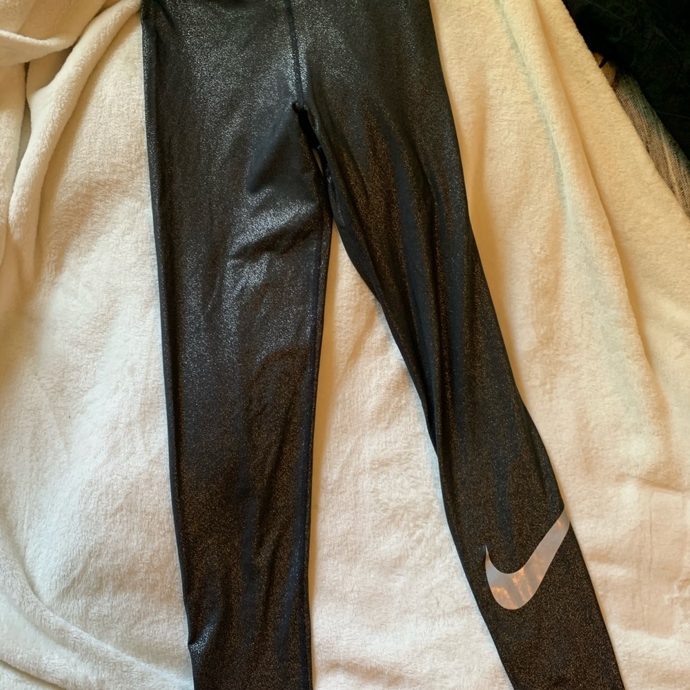 Silver and black nike leggings, small, NWOT
